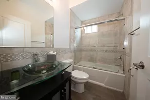110 Naudain St, Philadelphia, PA 19147 - Photo 10