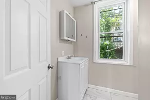 2729 W Seltzer St, Philadelphia, PA 19132 - Photo 8