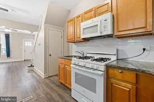 2729 W Seltzer St, Philadelphia, PA 19132 - Photo 6