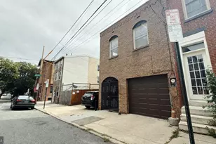 949 N Orianna St, Philadelphia, PA 19123 - Photo 2