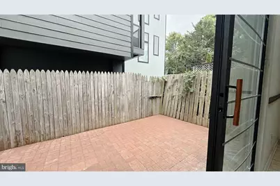 949 N Orianna Street, Philadelphia, PA 19123 - Photo 36