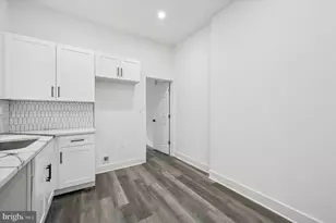 1342 W Clearfield St, Philadelphia, PA 19132 - Photo 12