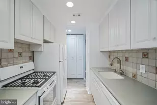 6100 Henry Ave, Philadelphia, PA 19128 - Photo 10