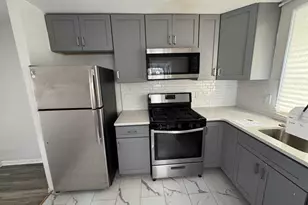 1133 Mercy St, Philadelphia, PA 19148 - Photo 2