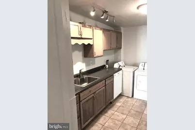 145 Levering Street, Philadelphia, PA 19127 - Photo 2