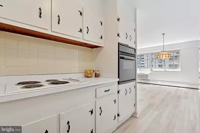 1900 John F Kennedy Boulevard #924, Philadelphia, PA 19103 - Photo 8