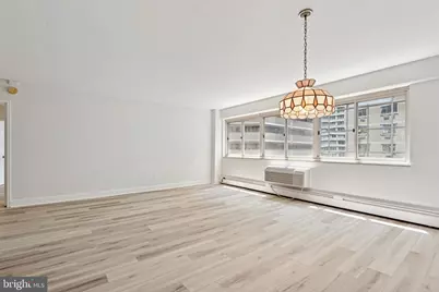 1900 John F Kennedy Boulevard #924, Philadelphia, PA 19103 - Photo 6