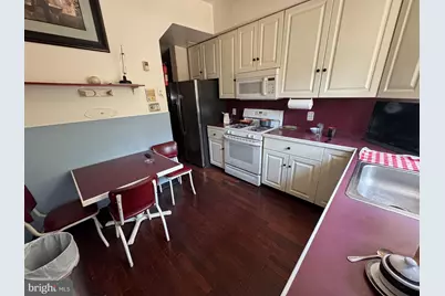 7106 Elmwood Avenue, Philadelphia, PA 19142 - Photo 4