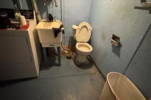 7106 Elmwood Ave, Philadelphia, PA 19142 - Photo 12