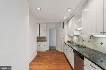 1901 Walnut Street #16E, Philadelphia, PA 19103 - Photo 8