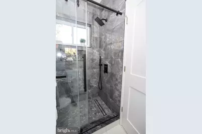 2127 Sigel Street, Philadelphia, PA 19145 - Photo 18