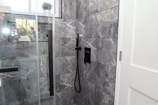 2127 Sigel St, Philadelphia, PA 19145 - Photo 18