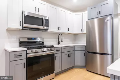 2433 W Seybert Street, Philadelphia, PA 19121 - Photo 6