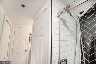 301 Race St, Philadelphia, PA 19106 - Photo 18