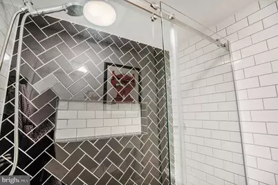 301 Race Street #411, Philadelphia, PA 19106 - Photo 18