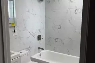 344 Roseberry St, Philadelphia, PA 19148 - Photo 6
