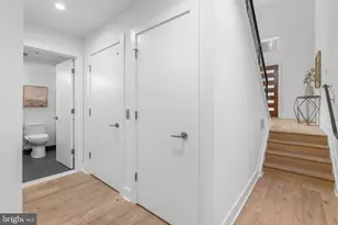 237 N 23rd St, Philadelphia, PA 19103 - Photo 32