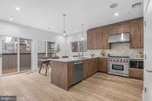 237 N 23rd St, Philadelphia, PA 19103 - Photo 6