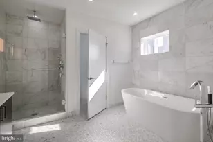 237 N 23rd St, Philadelphia, PA 19103 - Photo 14