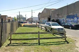 194 W Birch St, Philadelphia, PA 19133 - Photo 1