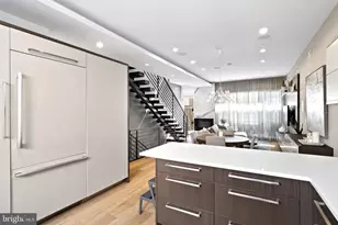 204 W Laurel St, Philadelphia, PA 19123 - Photo 10