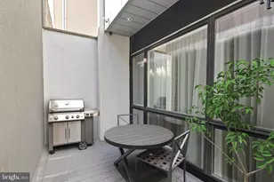 204 W Laurel St, Philadelphia, PA 19123 - Photo 16