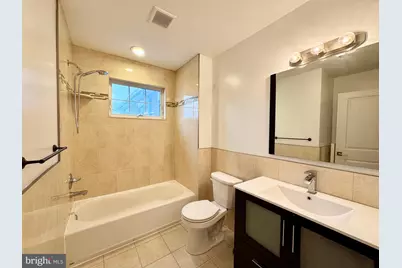 1014 E Moyamensing Avenue, Philadelphia, PA 19147 - Photo 10