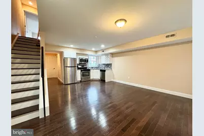 1014 E Moyamensing Avenue, Philadelphia, PA 19147 - Photo 2