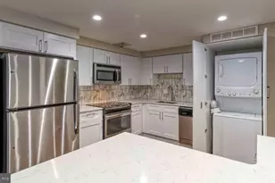 1815 John F Kennedy Blvd, Philadelphia, PA 19103 - Photo 4