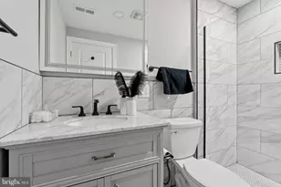 2248 Earp St, Philadelphia, PA 19146 - Photo 18