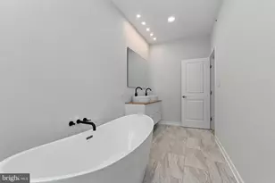 1320 S 31st St, Philadelphia, PA 19146 - Photo 84