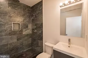 1642 N Marshall St, Philadelphia, PA 19122 - Photo 14