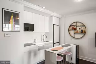 1701 Locust St, Philadelphia, PA 19103 - Photo 4