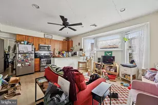 218 S 45th St, Philadelphia, PA 19104 - Photo 2