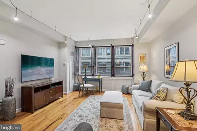 1425 Locust Street #7D, Philadelphia, PA 19102 - Photo 14