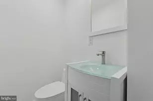 1420 S 20th St, Philadelphia, PA 19146 - Photo 10