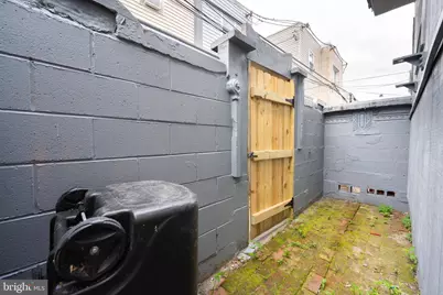 2446 S Woodstock Street, Philadelphia, PA 19145 - Photo 10