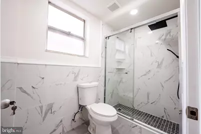 2446 S Woodstock Street, Philadelphia, PA 19145 - Photo 14