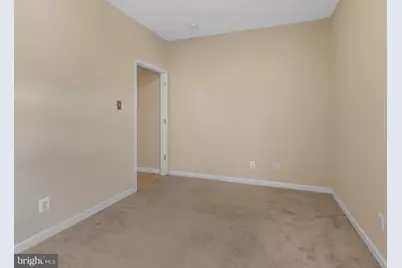 909 N 19th Street #B, Philadelphia, PA 19130 - Photo 12