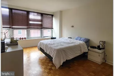 224 W Rittenhouse Square #413, Philadelphia, PA 19103 - Photo 8