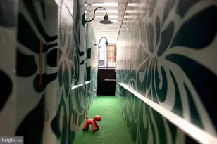 1425 Locust St, Philadelphia, PA 19102 - Photo 20