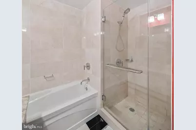 1425 Locust Street #5C, Philadelphia, PA 19102 - Photo 16