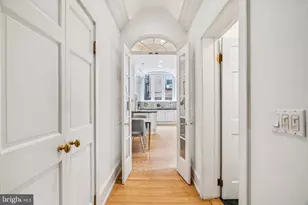 1818 Delancey Pl, Philadelphia, PA 19103 - Photo 6