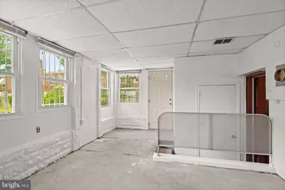 2426 S Rosella Street, Philadelphia, PA 19153 - Photo 28