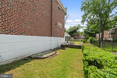 2426 S Rosella Street, Philadelphia, PA 19153 - Photo 30