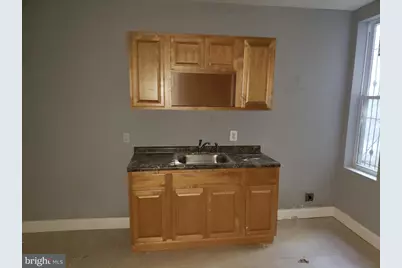 1742 W Erie Avenue, Philadelphia, PA 19140 - Photo 2