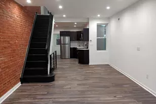 1911 N Lawrence St, Philadelphia, PA 19122 - Photo 2