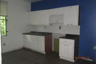 1142 W Nevada St, Philadelphia, PA 19133 - Photo 8