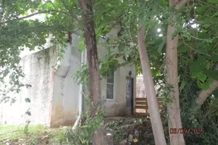 1142 W Nevada St, Philadelphia, PA 19133 - Photo 6