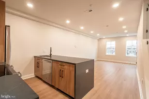 4090 Leslie Ln, Philadelphia, PA 19131 - Photo 8